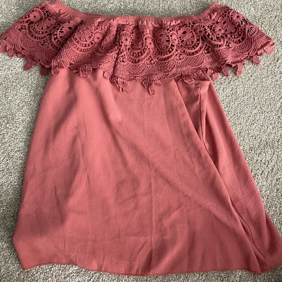 Women’s off the shoulder tee - Picture 2 of 2